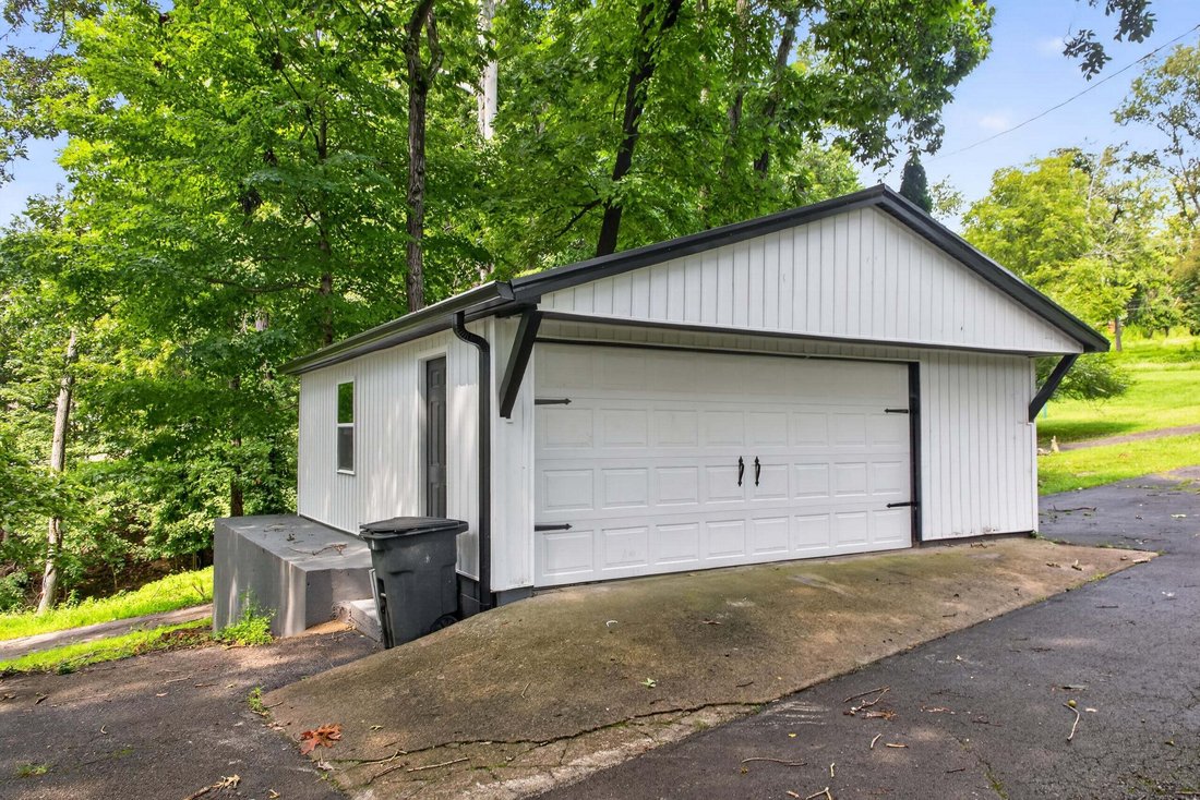 House in Harrodsburg, Kentucky, United States 5 - 18665750