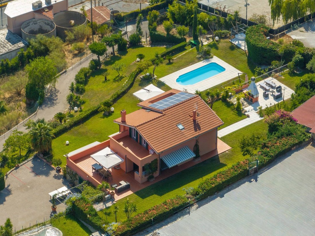 Villa in Coldirodi, Sanremo, Italy 3 - 18665229