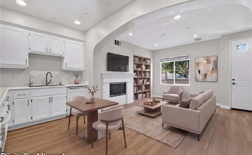 Condo in Irvine, California, United States 1