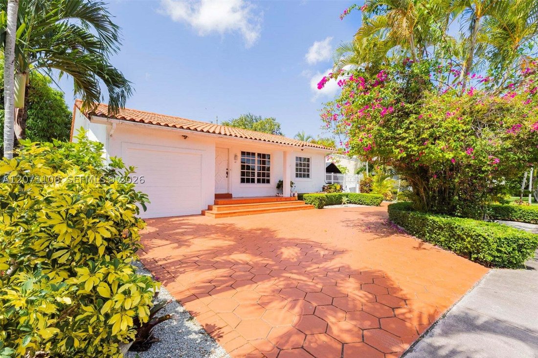 Maison à Coral Gables, Floride, États-Unis 1 - 18656582