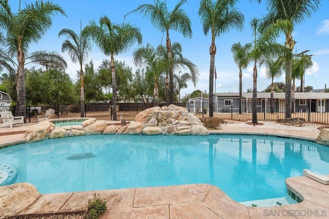 House in El Cajon, California, United States 1 - 18663944