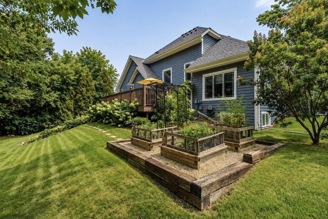 House in Menomonee Falls, Wisconsin, United States 3 - 18659085