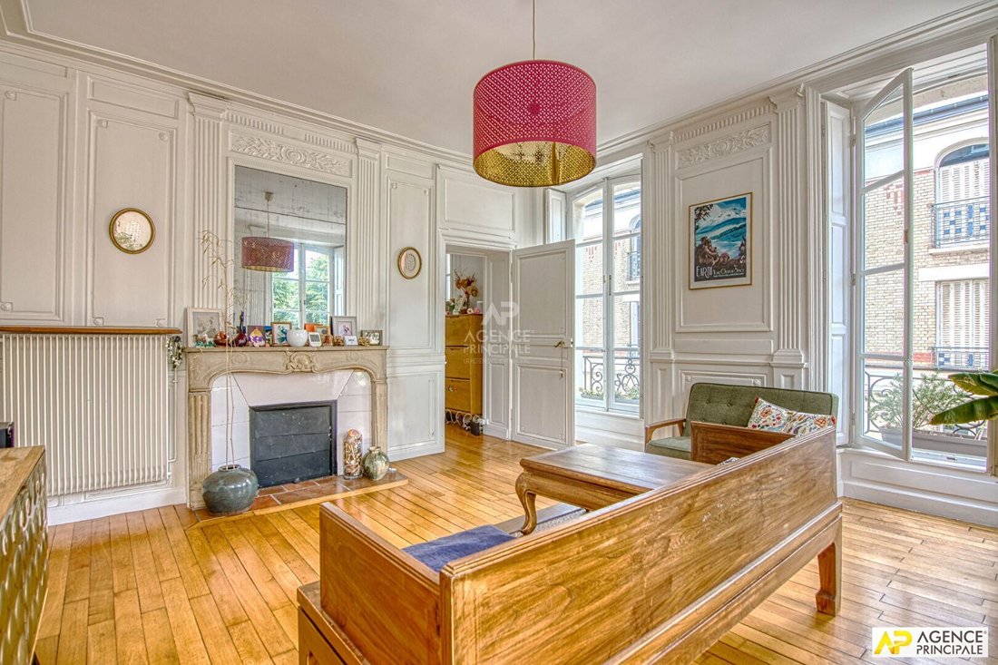 Apartment in Domaine National du Château, Versailles, France 2 - 18660109