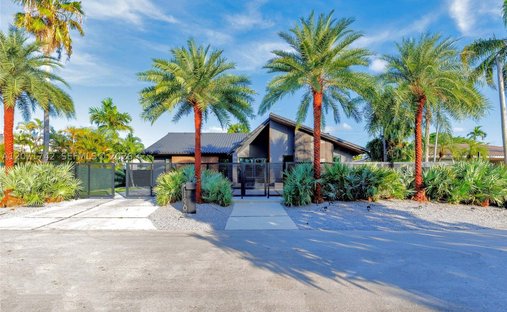 House in North Miami Beach, Florida, United States 1