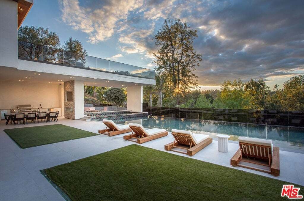 House in Los Angeles, California, United States 3 - 18662005