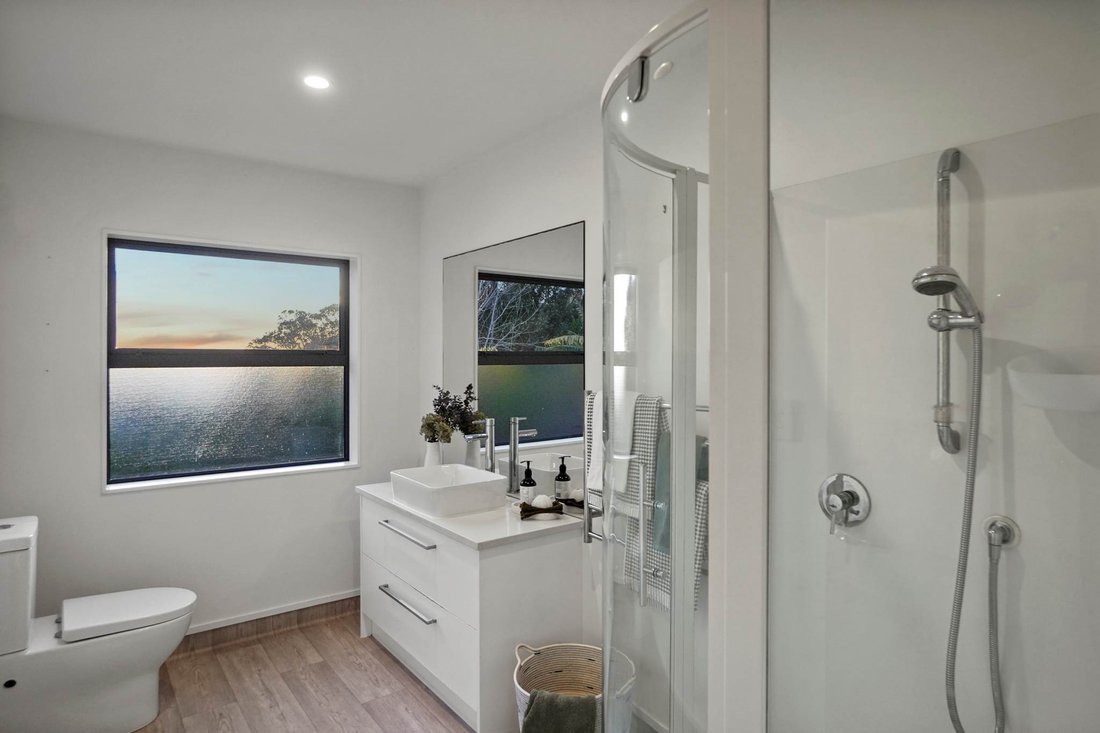 House in Muriwai, Auckland, New Zealand 5 - 18656095