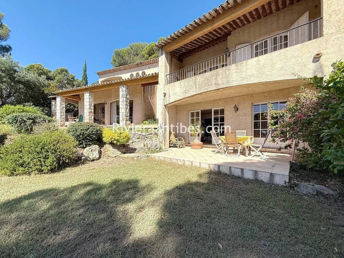 Estate in Fontmerle, Antibes, France 5 - 15907848