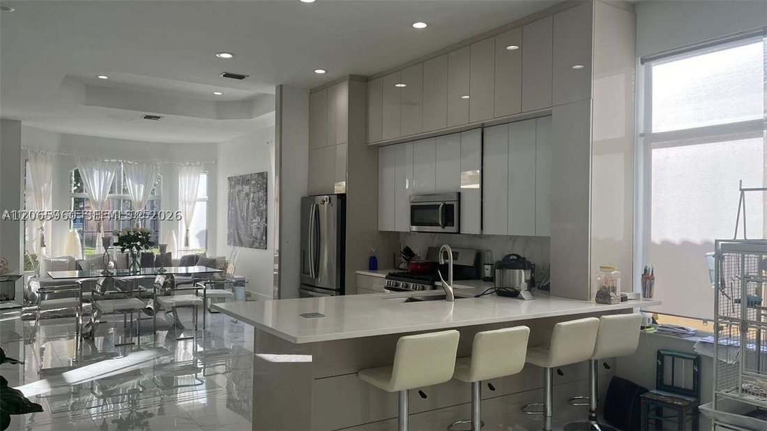 Casa a Pembroke Pines, Florida, Stati Uniti 1 - 18663471