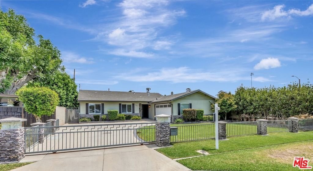 House in Temple City, California, United States 1 - 18662017