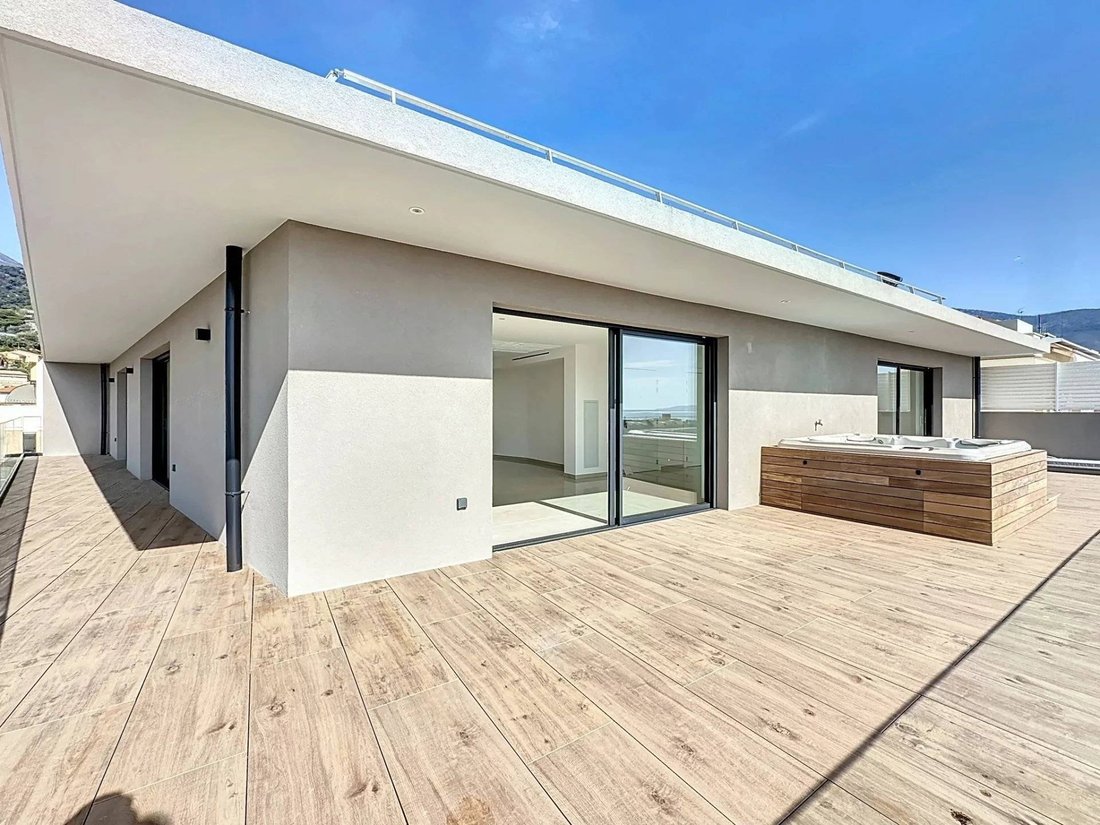 Apartment in Carnoles, Roquebrune-Cap-Martin, France 2 - 18251475