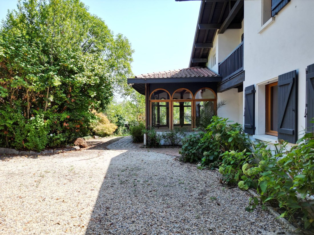 Villa in Bayonne, Nouvelle-Aquitaine, France 3 - 17615144