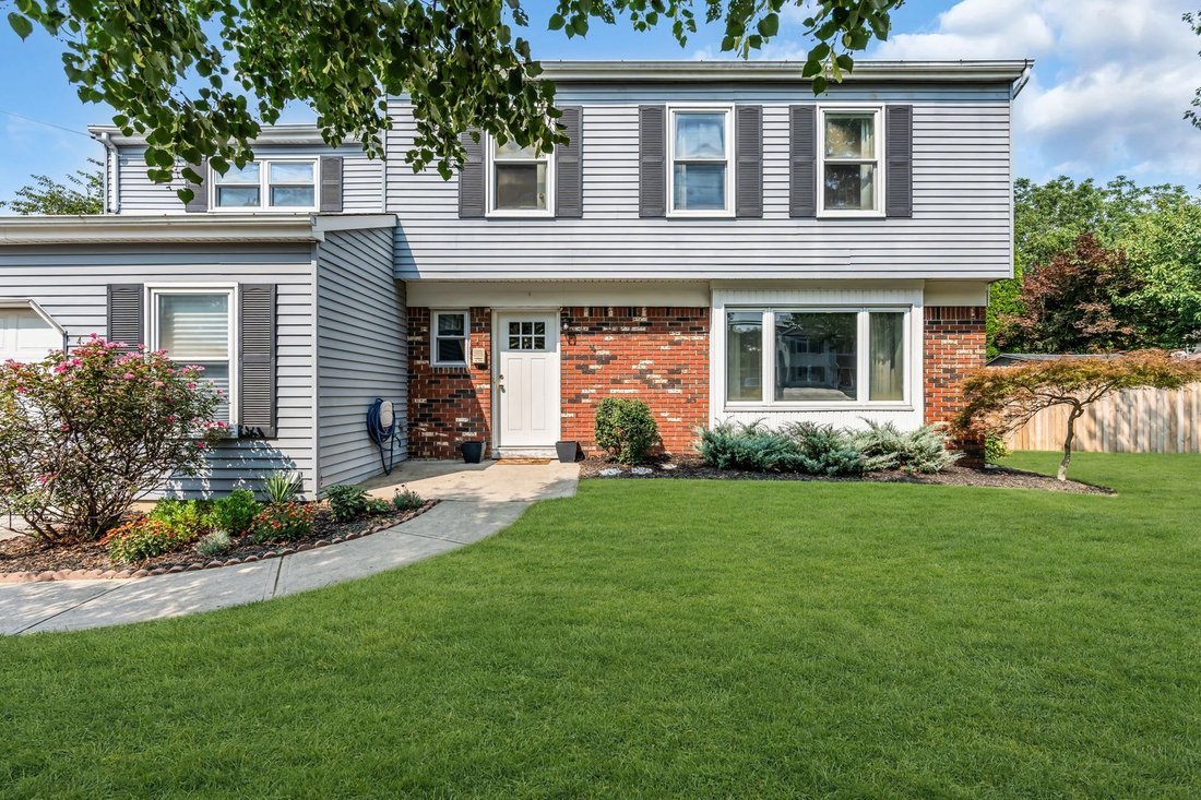 House in Howell Township, New Jersey, United States 1 - 18667564