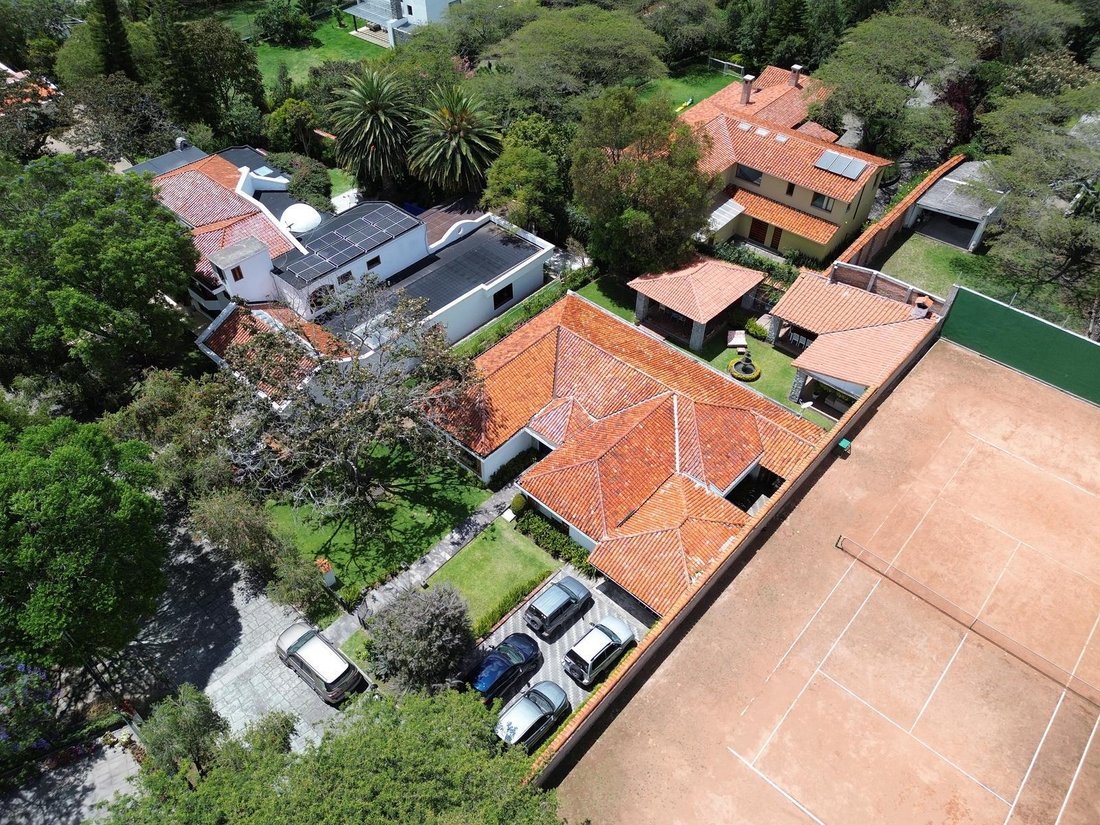 House in Quito, Pichincha, Ecuador 5 - 18660401