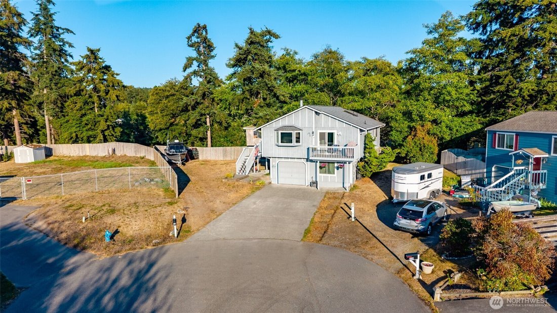 Oak Harbor, Washington, United States 3 - 18659939