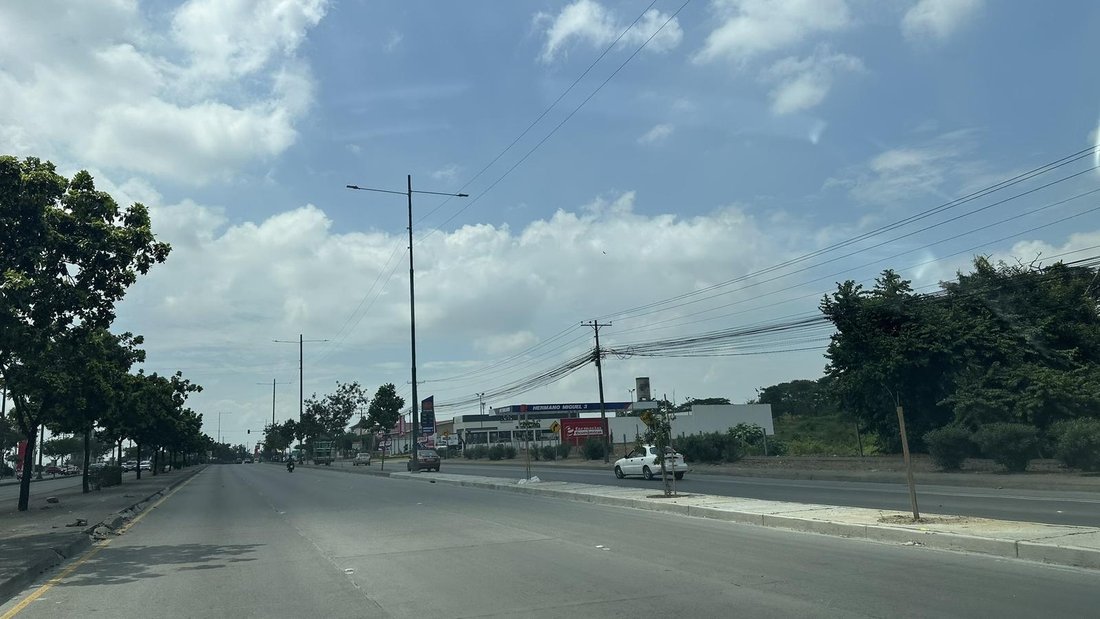 Land in Guayaquil, Guayas, Ecuador 2 - 18660788