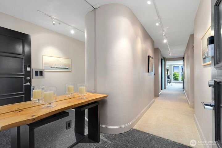 Condo in Seattle, Washington, United States 3 - 18665614