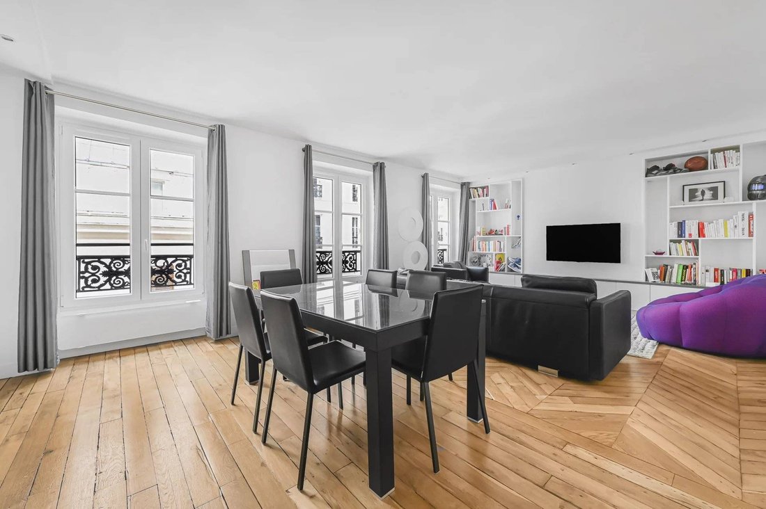 Apartment in Bois de Boulogne, Paris 16e Arrondissement, Paris 1 - 15869528
