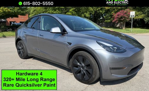 2024 Tesla Model Y Long Range Sport Utility 4D in Franklin, TN, United States 1