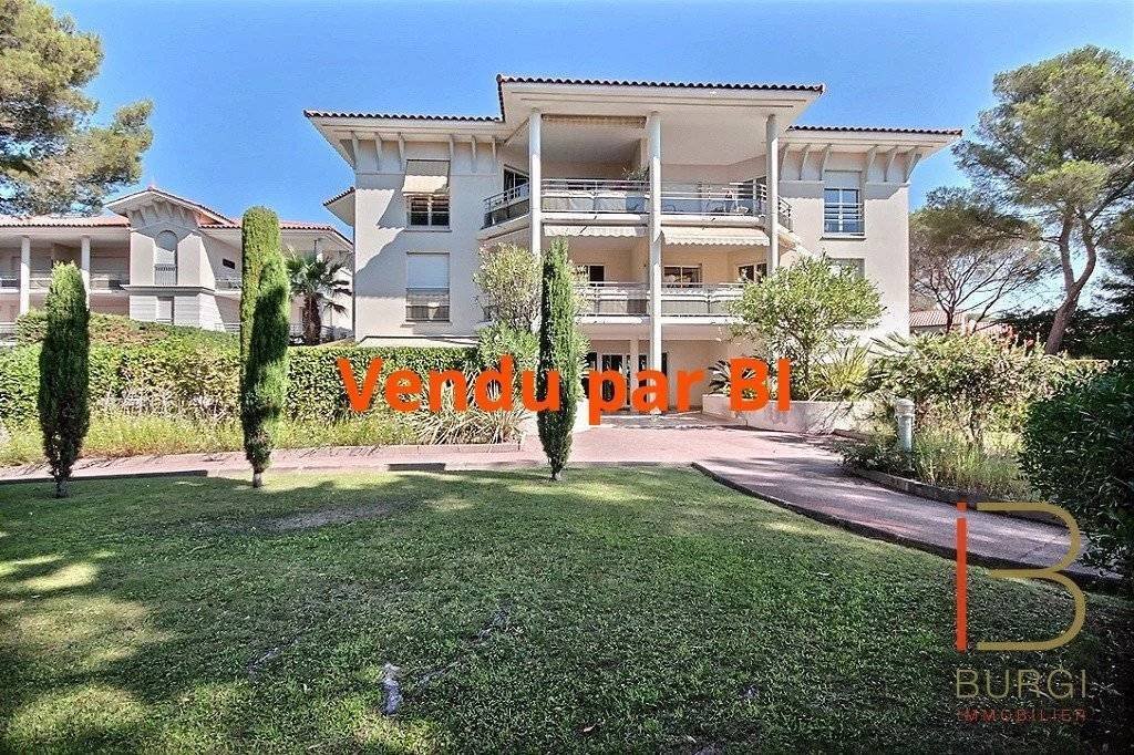 Apartment in Le Dramont-Agay-Anthéor-Le Trayas, Saint-Raphaël, France 1 - 15694355