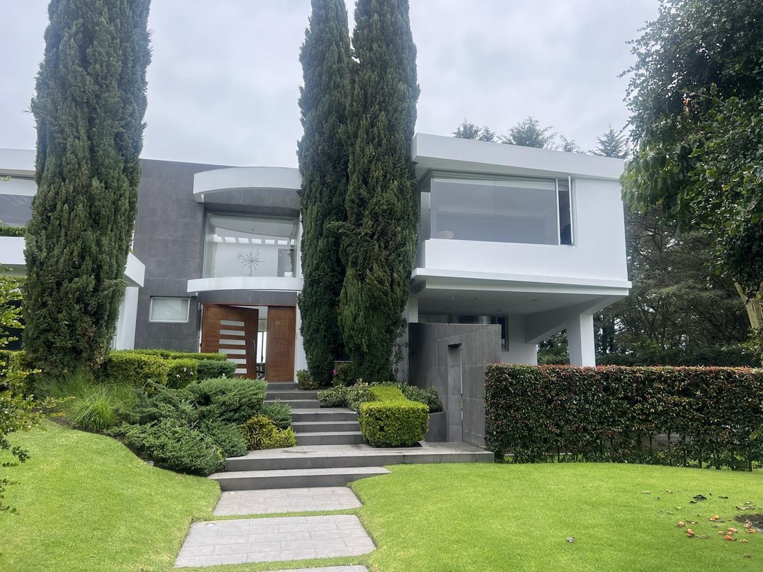 House in Quito, Pichincha, Ecuador 2 - 18661689