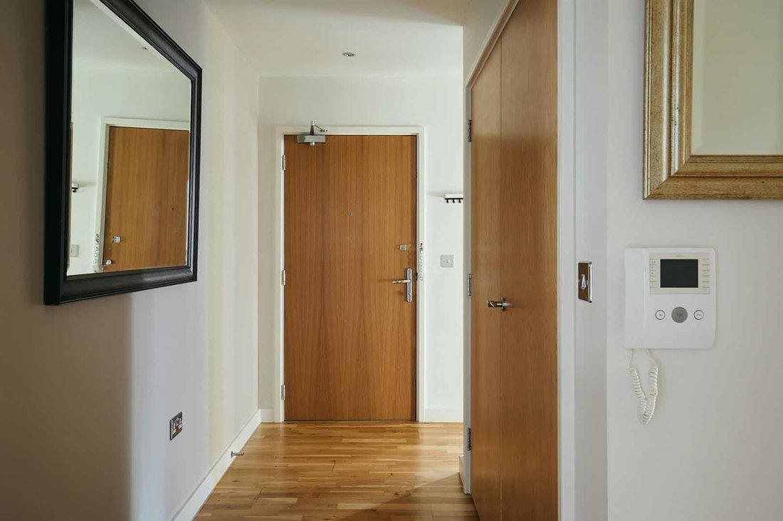 Apartment in Little Ealing, Hounslow, England 5 - 18668844