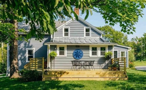 Townhouse in Germantown, New York, United States 1