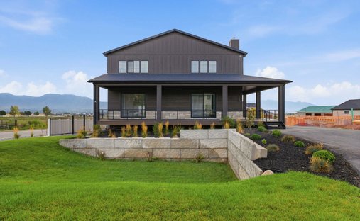 House in Saratoga Springs, Utah, United States 1
