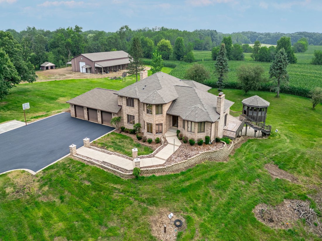 House in Huntley, Illinois, United States 2 - 18666157