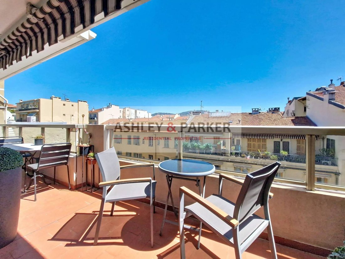 Appartamento a Nizza, Provenza-Alpi-Costa Azzurra, Francia 2 - 18093071