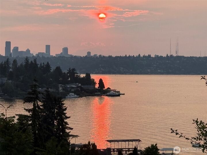 House in Mercer Island, Washington, United States 4 - 18670596