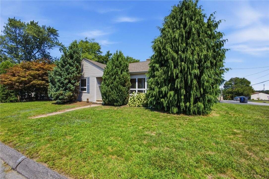 House in Cranston, Rhode Island, United States 2 - 18665945
