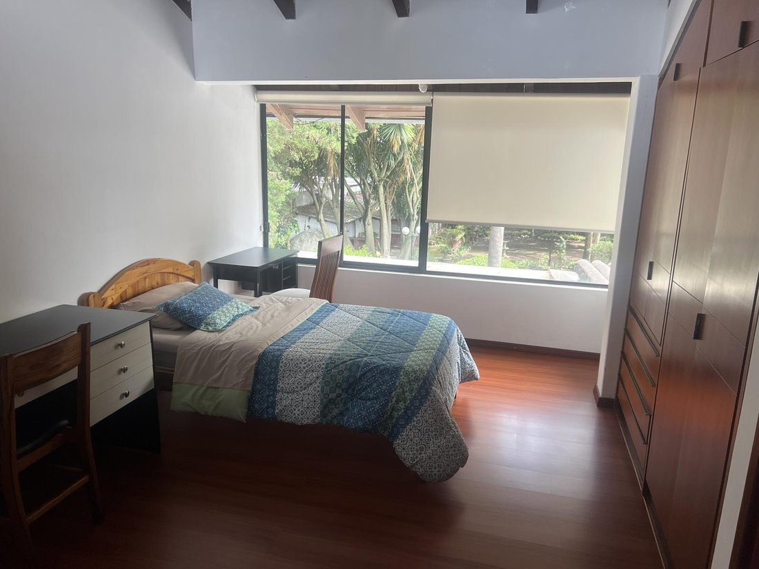 Land in Quito, Pichincha, Ecuador 4 - 18661688