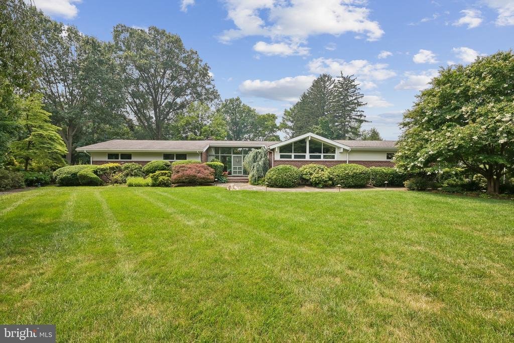 House in Moorestown, New Jersey, United States 1 - 18670324