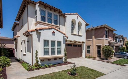 Townhouse in Signal Hill, California, United States 1