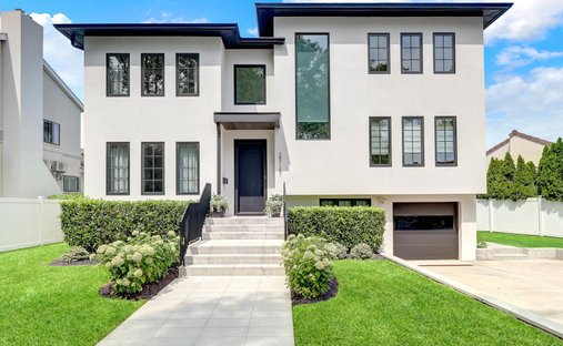 House in New York, New York, United States 1