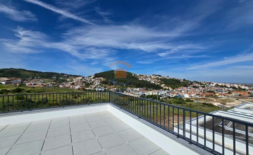 House in Pontinha e Famoes, Lisbon, Portugal 1