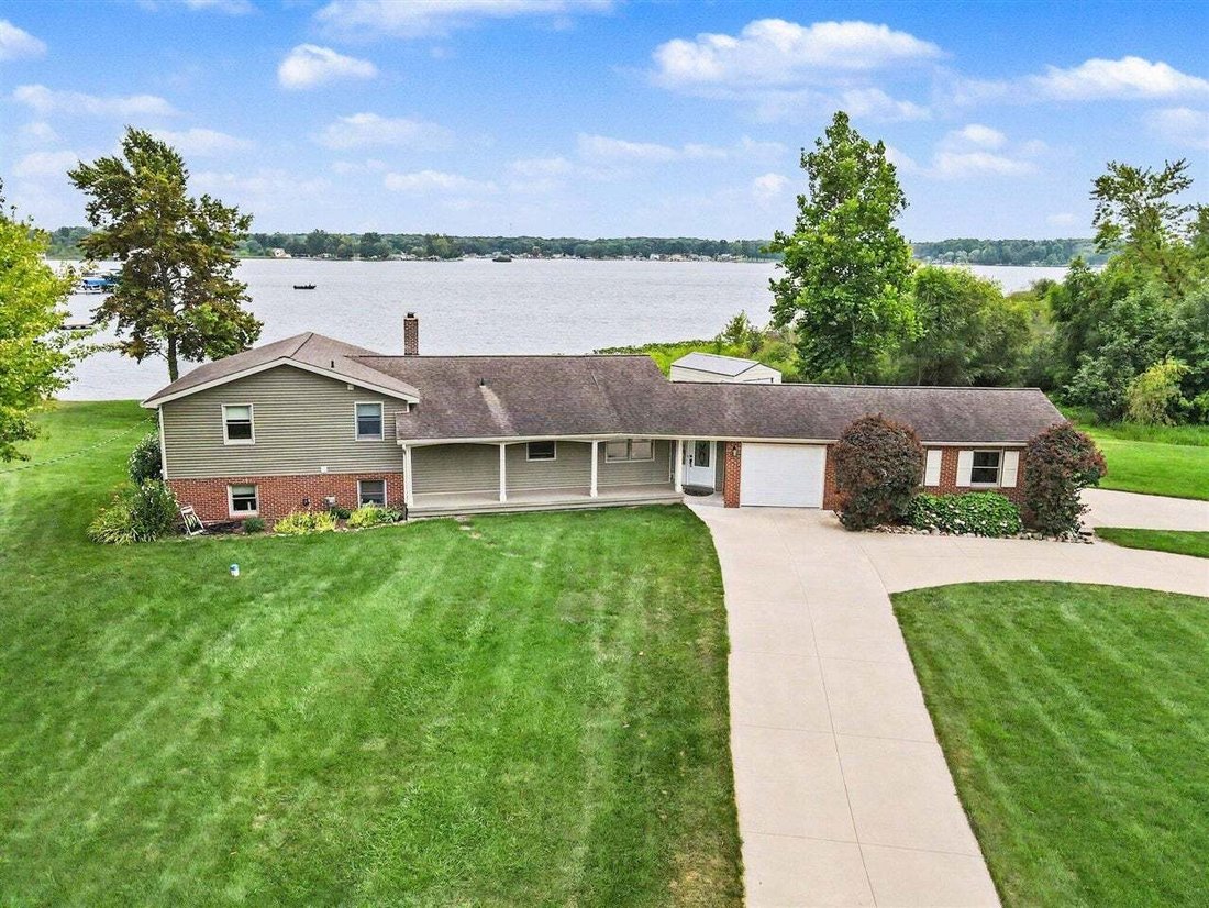 House in Decatur, Michigan, United States 3 - 18668886