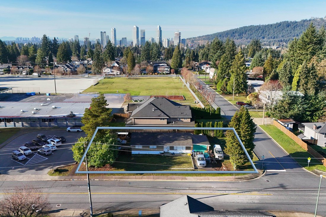 House in Coquitlam, British Columbia, Canada 5 - 18670390