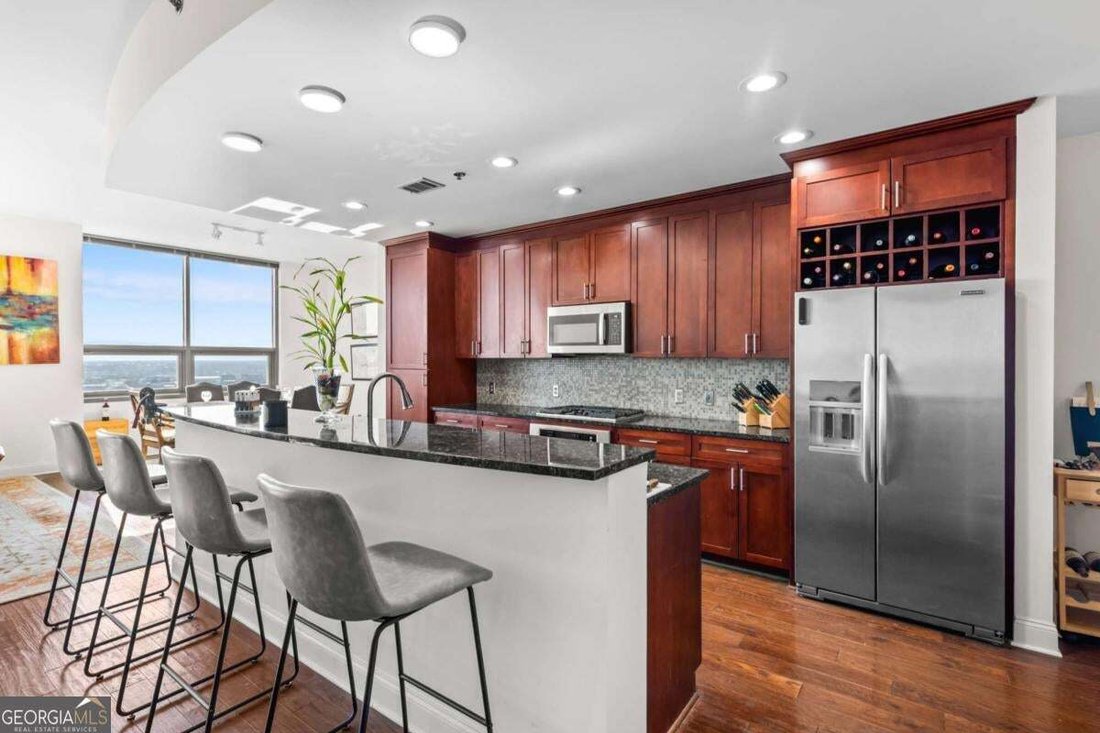 Condo in Atlanta, Georgia, United States 5 - 18664391