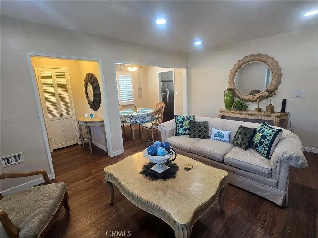 House in Downey, California, United States 3 - 18663920