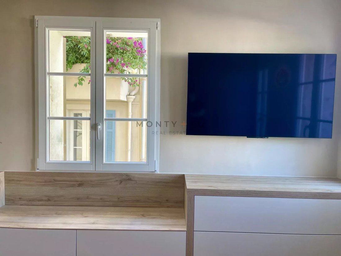 House in Zone Ouest Urbaine, Saint-Tropez, France 4 - 17693073