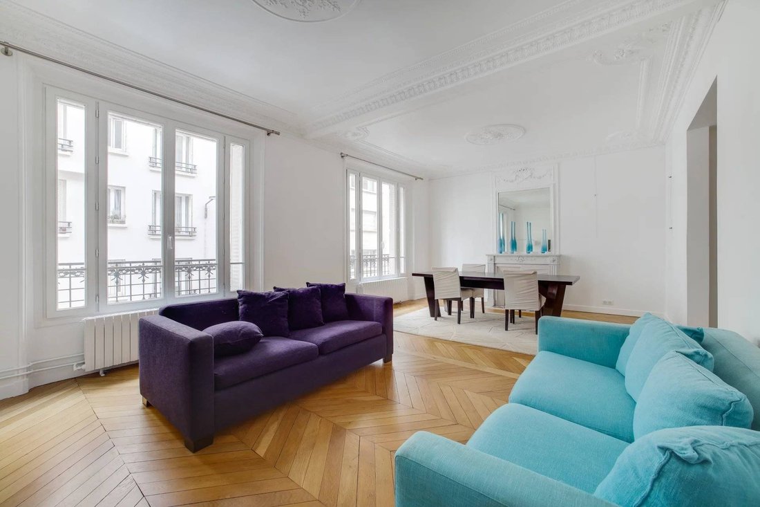 Apartment in Bois de Boulogne, Paris 16e Arrondissement, Paris 1 - 17304677