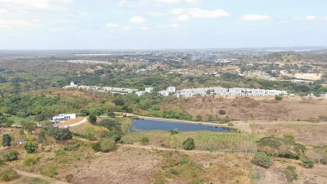 Land in Guayaquil, Guayas, Ecuador 3 - 18660786