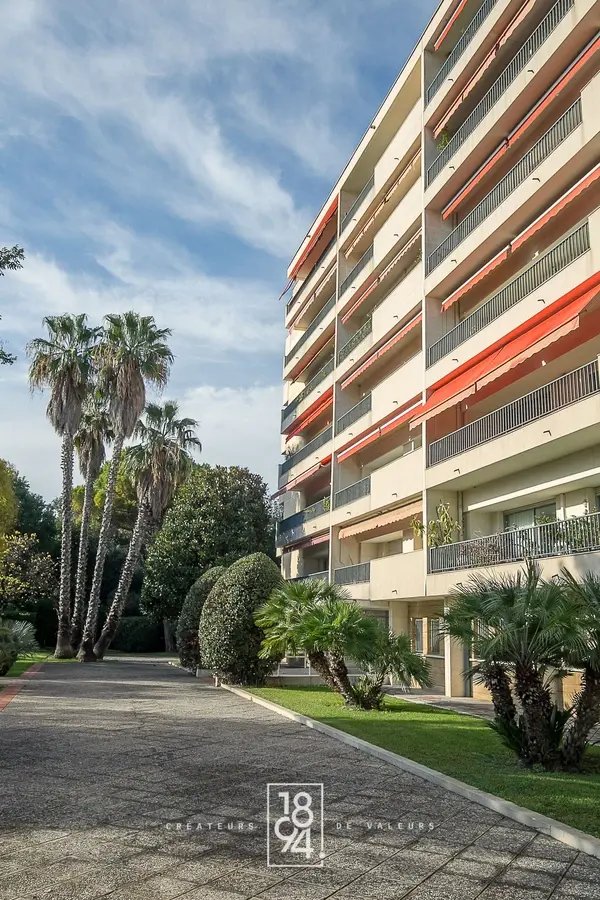 Apartment in Saint Mitre, 13e Arrondissement, Marseille 3 - 17241351