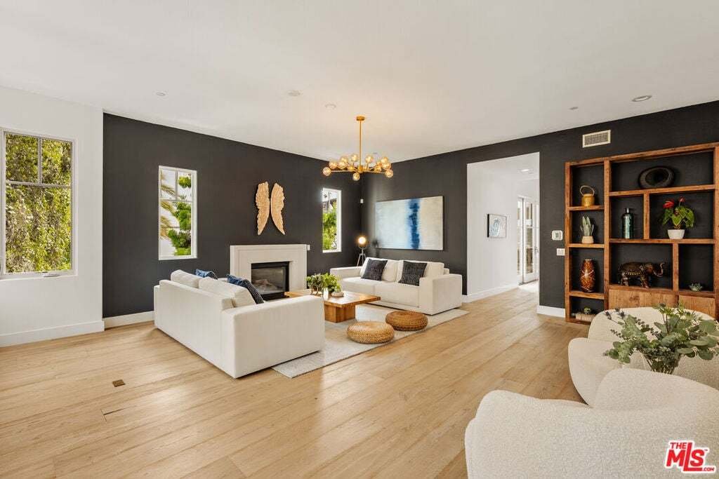 House in Los Angeles, California, United States 4 - 18661970
