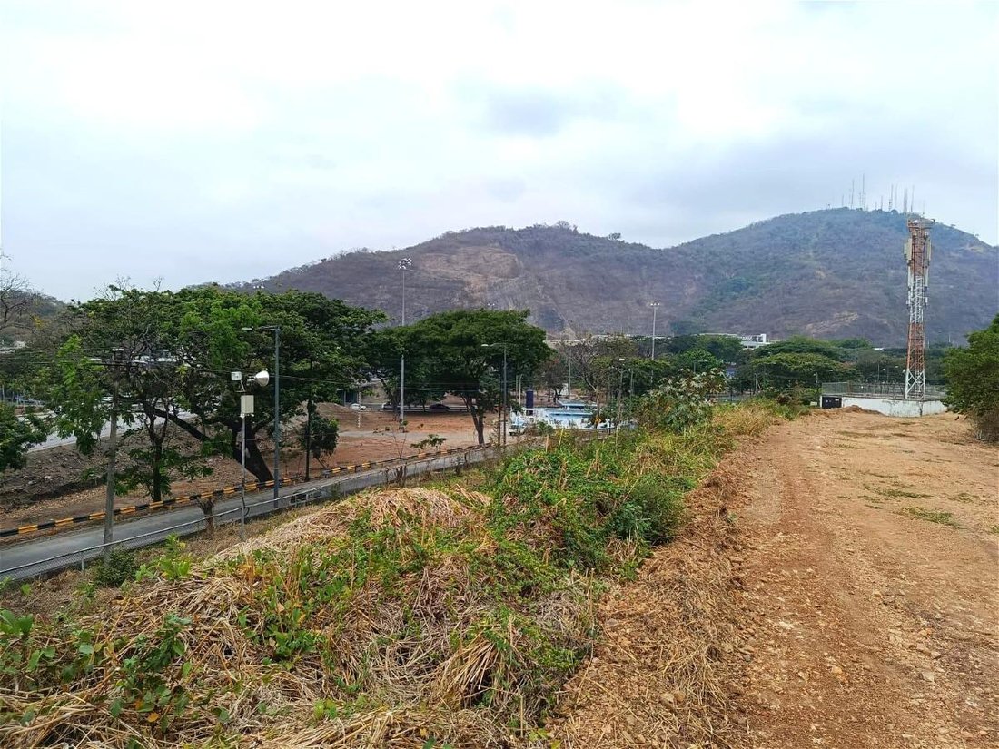 Land in Guayaquil, Guayas, Ecuador 4 - 18660164