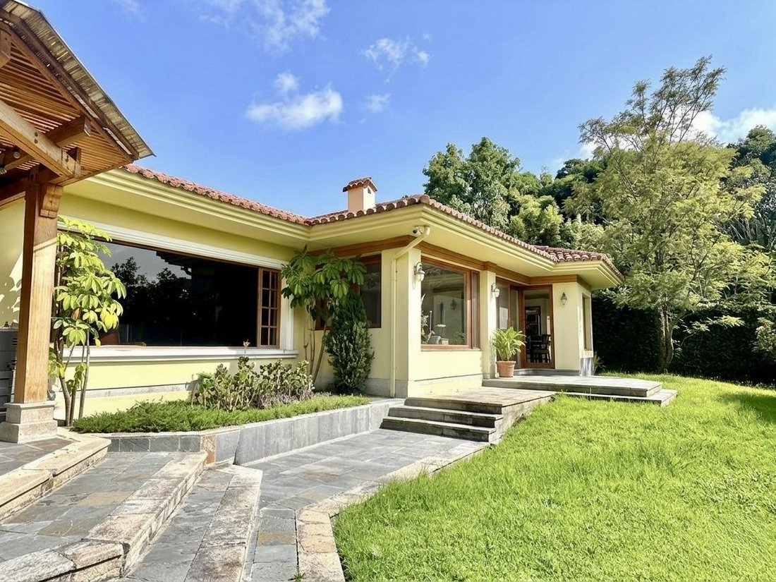 House in Quito, Pichincha, Ecuador 3 - 18661163