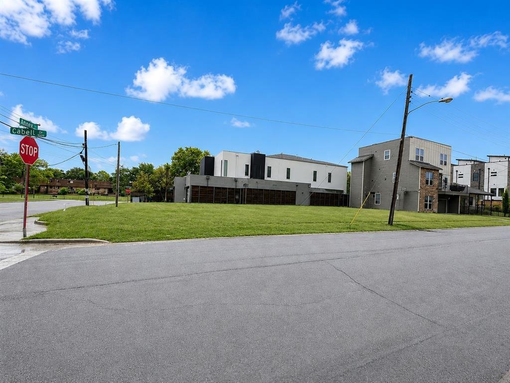 House in Dallas, Texas, United States 1 - 17632969