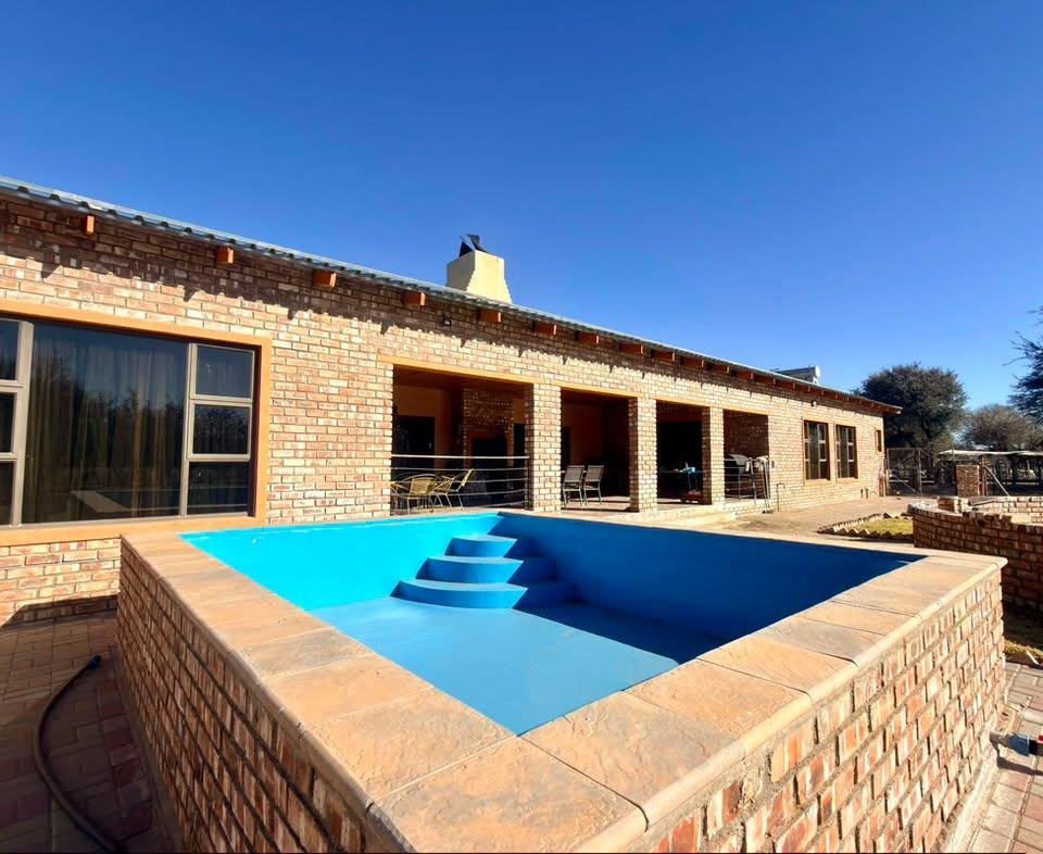 Farm Ranch in Okahandja, Otjozondjupa Region, Namibia 2 - 18665850