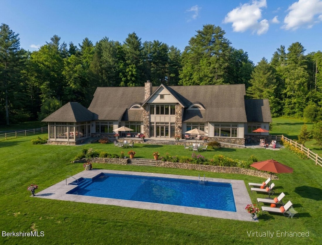House in Great Barrington, Massachusetts, United States 4 - 17869007